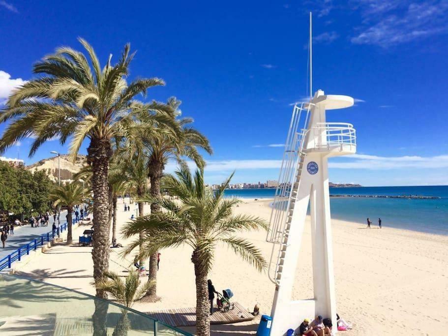 Lovely, New, Bright 3 Mins To Beach Apt 105 Sq Meters 알리칸테 외부 사진